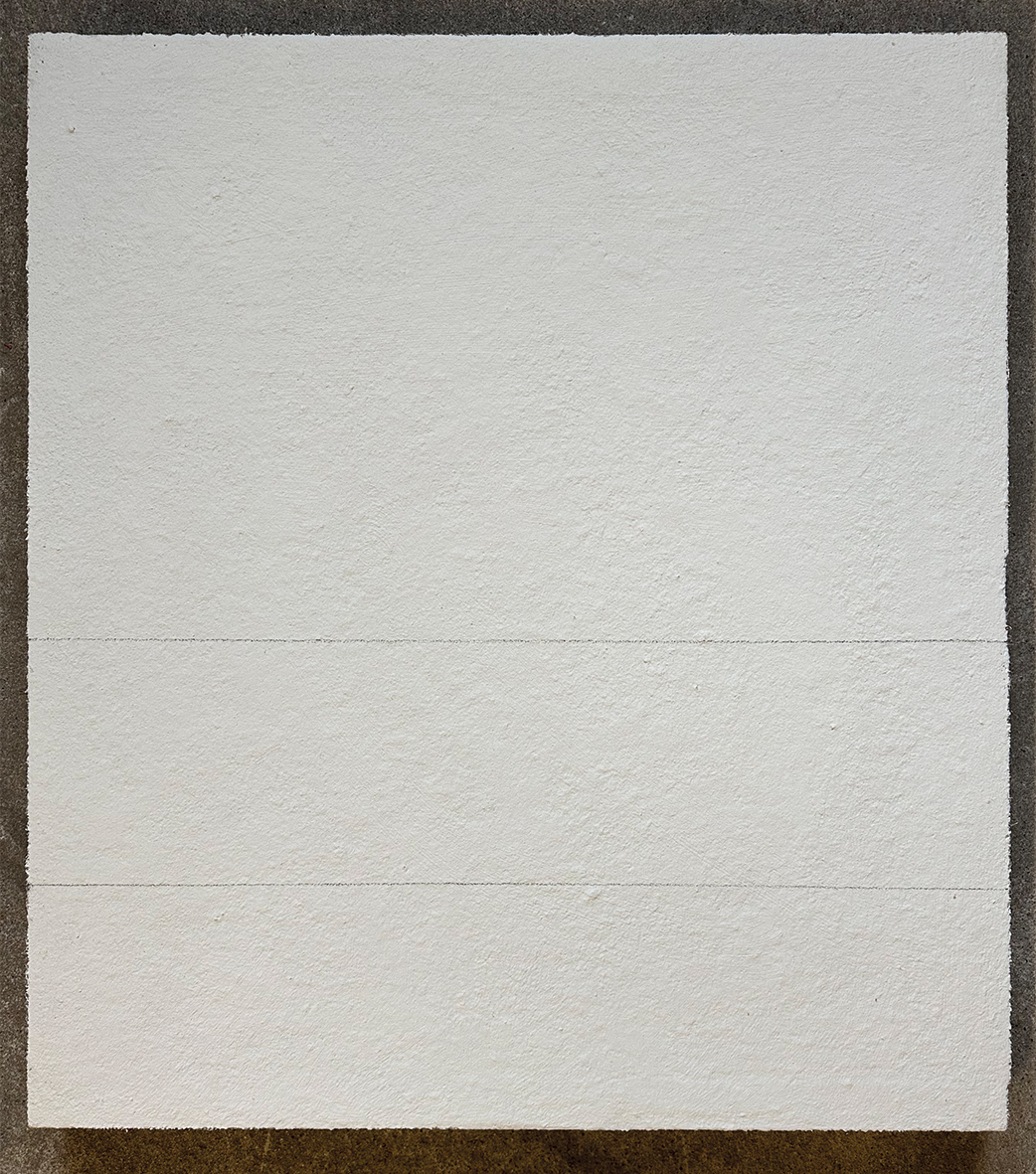 Wordsfail by Christian Blau 90 x 80 x 6 cm Sand/White 20/40